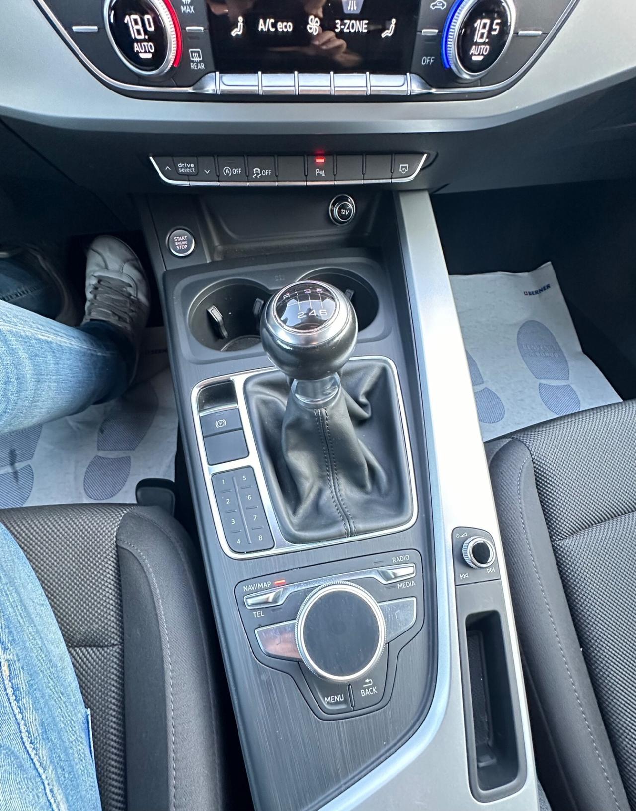 Audi A4 Avant 2.0 TDI 150 CV Sport cockpit virtual clima 3 zona led