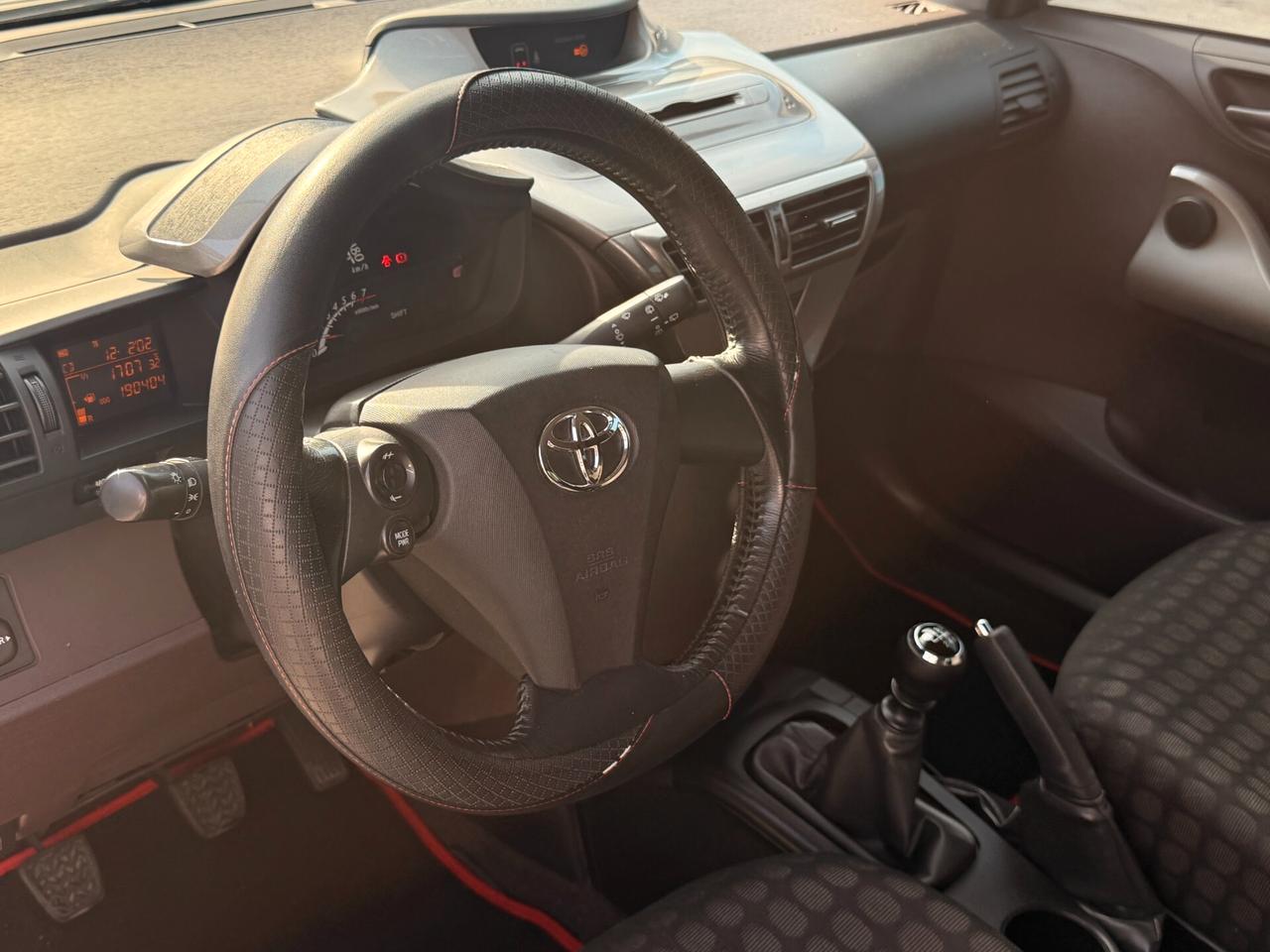 Toyota iQ 1.0