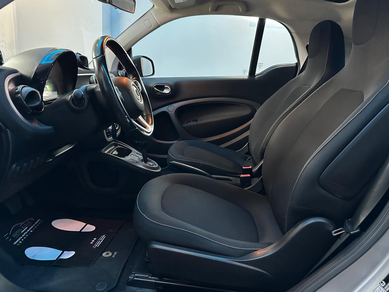 Smart ForTwo 70 1.0 twinamic BRABUS Style