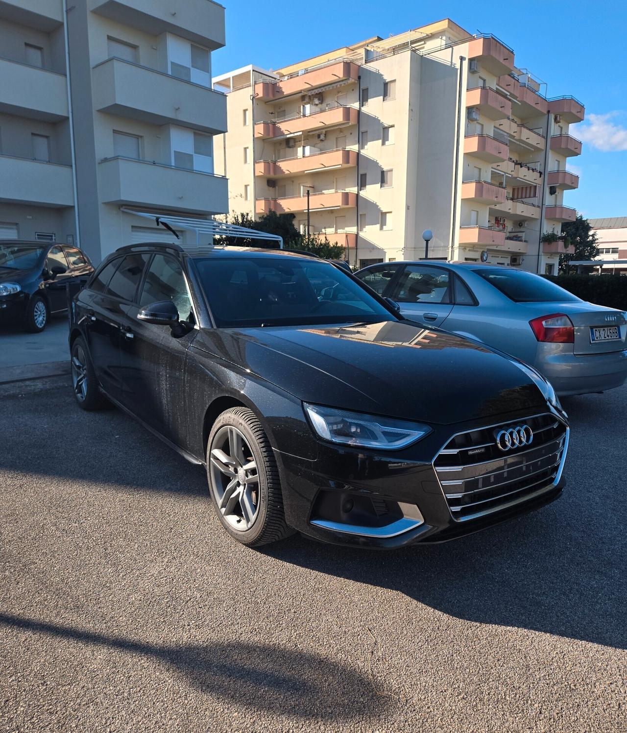 Audi A4 40 TDI Mild-Hybrid S line quattro