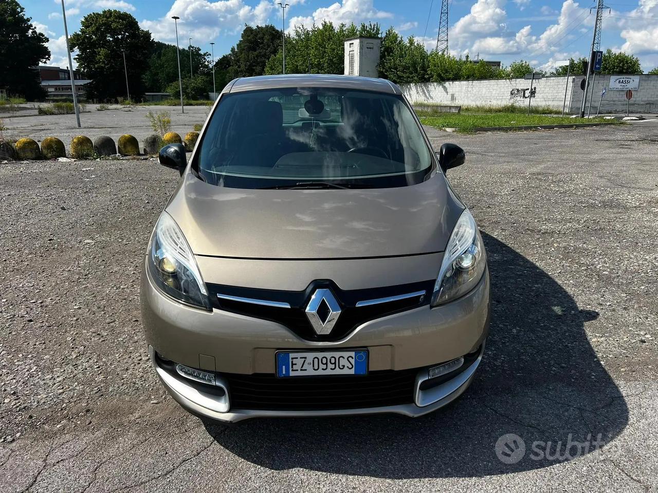 RENAULT SCENIC CAMBIO AUTOMATICO 12 MESI GARANZIA