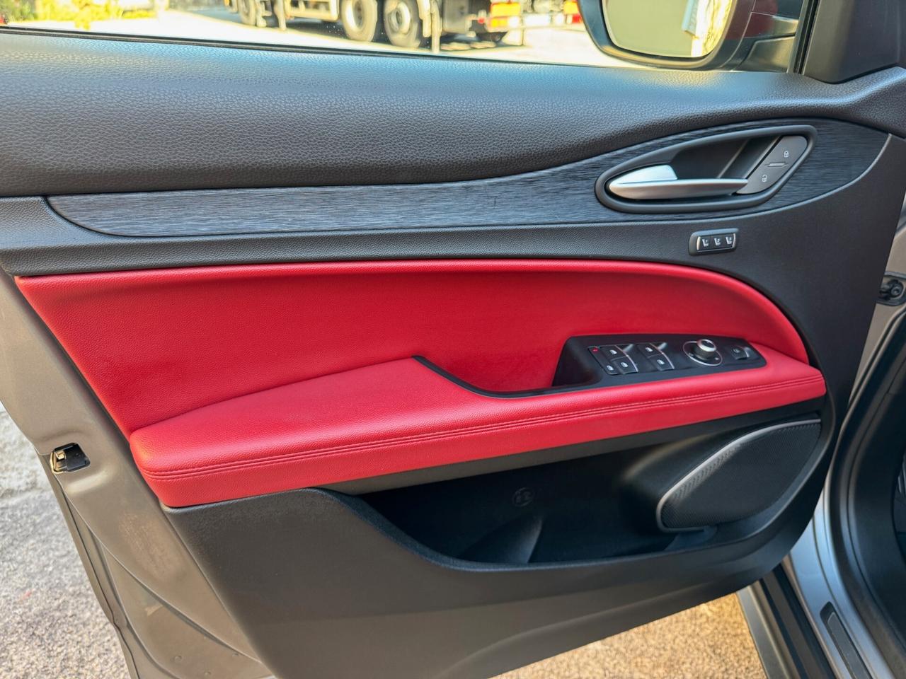 Alfa Romeo Stelvio 2.2 Turbodiesel 210 CV AT8 Q4 Executive