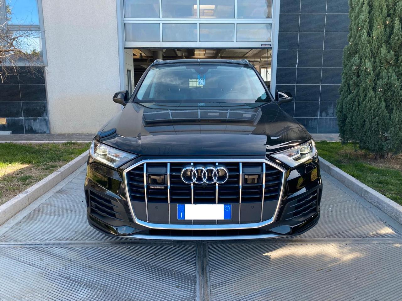 Audi Q7 50 TDI quattro tiptronic Business