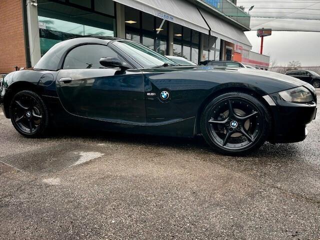 BMW Z4 Roadster 2.5i "HARD TOP / FARI XENO / PDC"