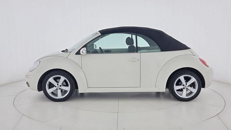 Volkswagen New Beetle 2.0 Cabrio Automatico