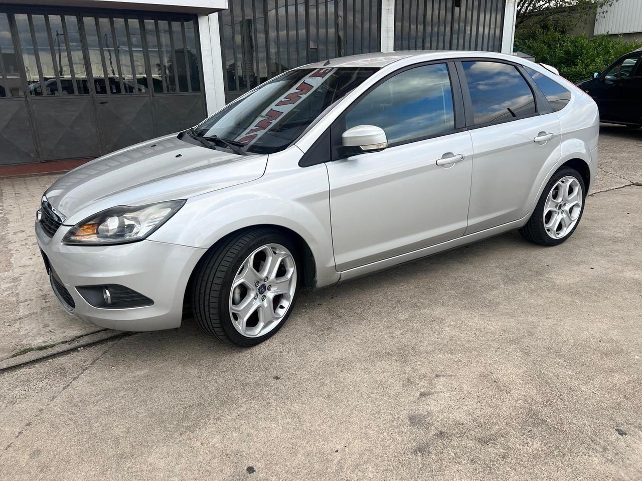 Ford Focus 1.6 TDCi (110CV) 5p. Tit. DPF