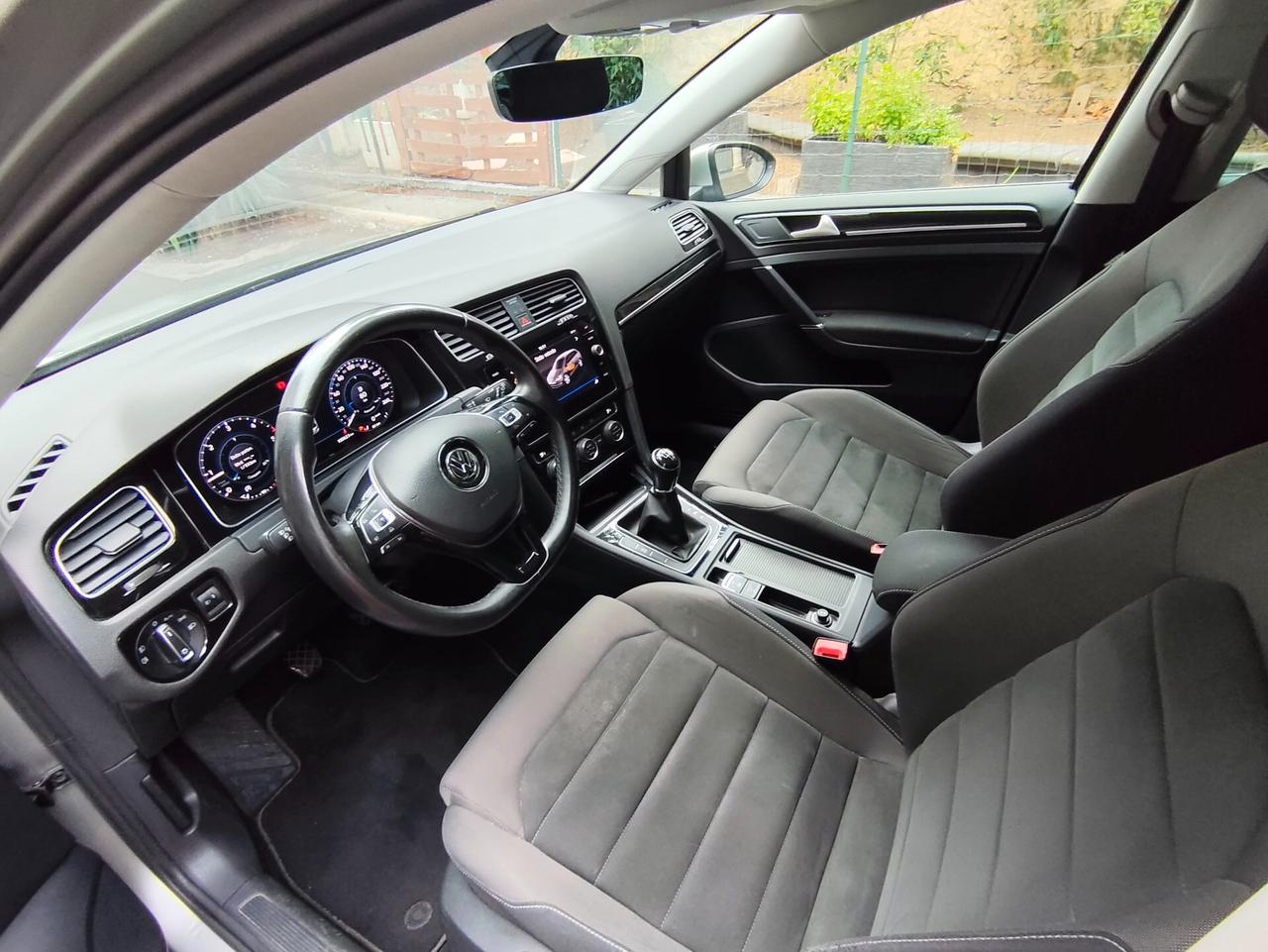 Volkswagen Golf Variant 1.6 TDI 115 CV 100.000 km 2017