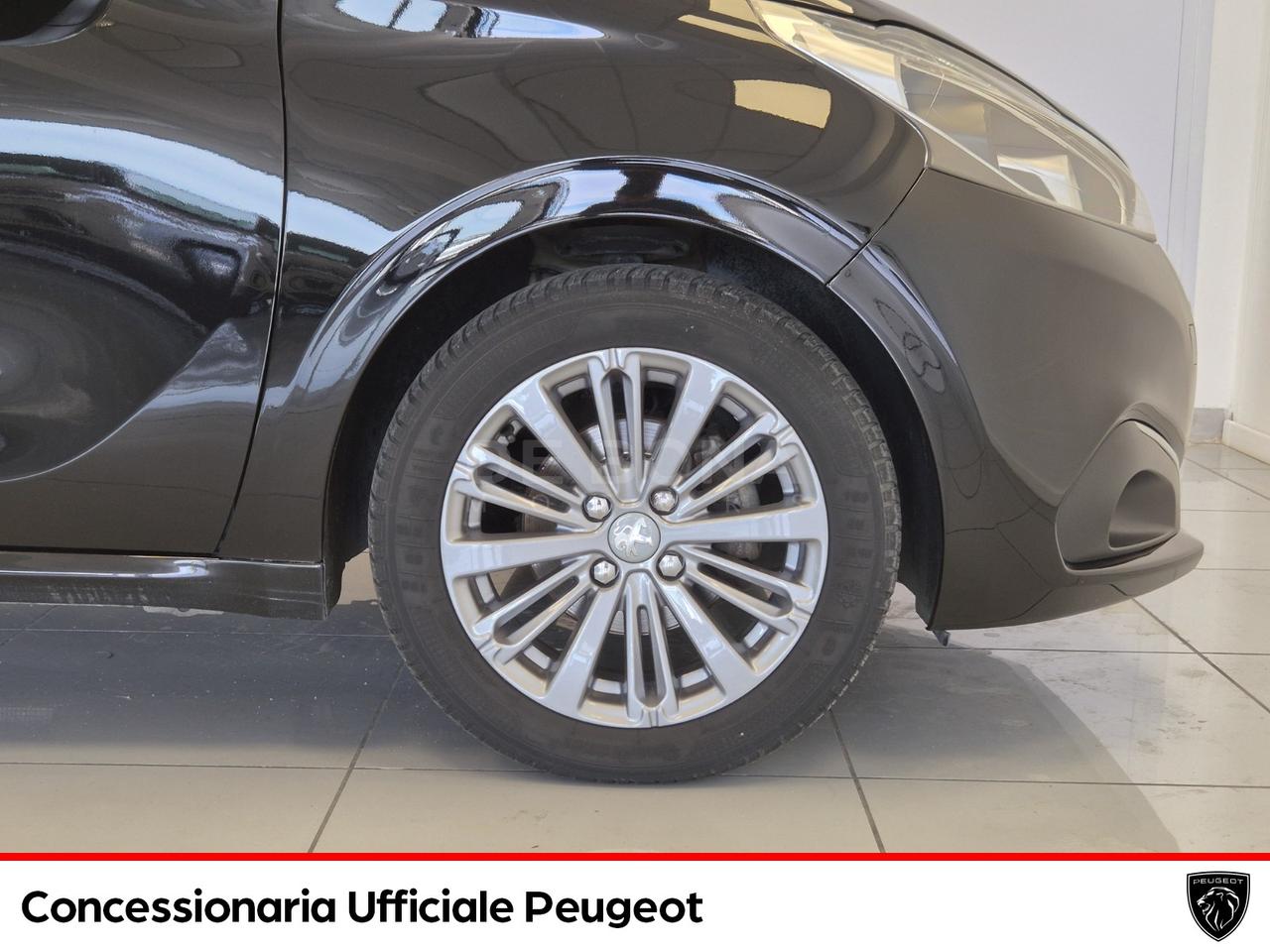 Peugeot 208 5p 1.2 puretech allure 82cv