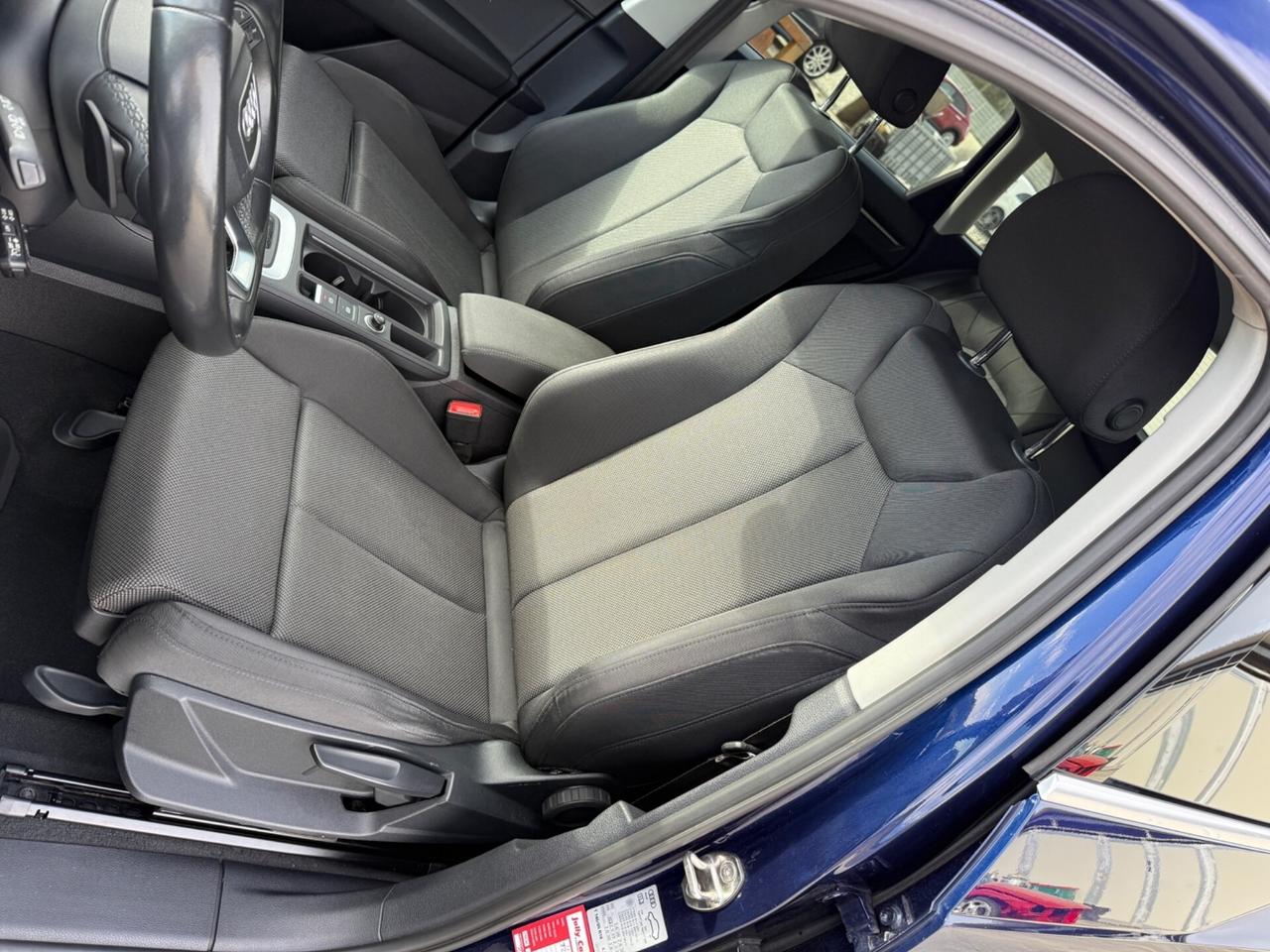 Audi Q3 35 TDI S tronic Business Advanced 12/2022