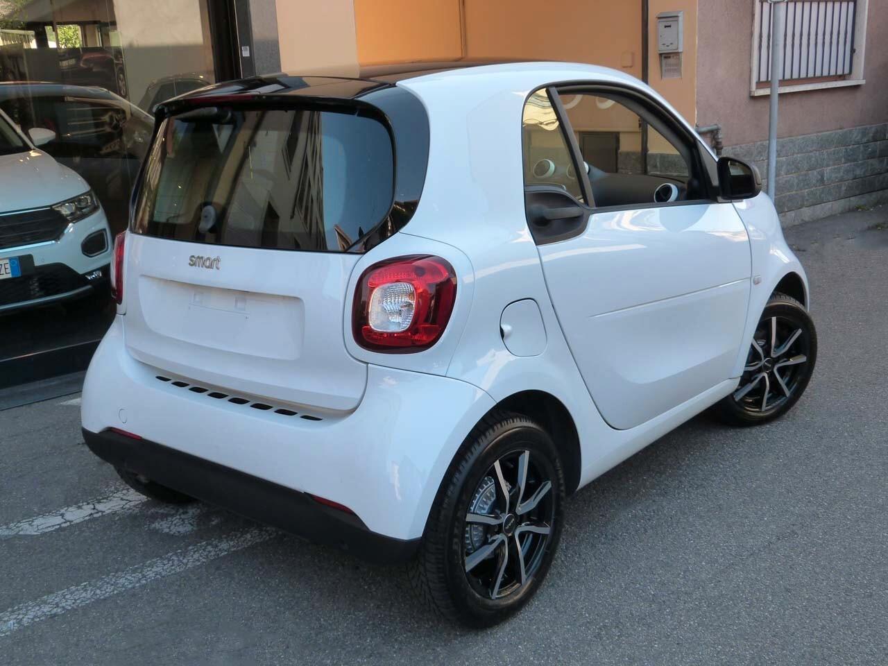 Smart ForTwo 70 1.0 twinamic Youngster 2018 Navi/tetto Panorama/Pelle