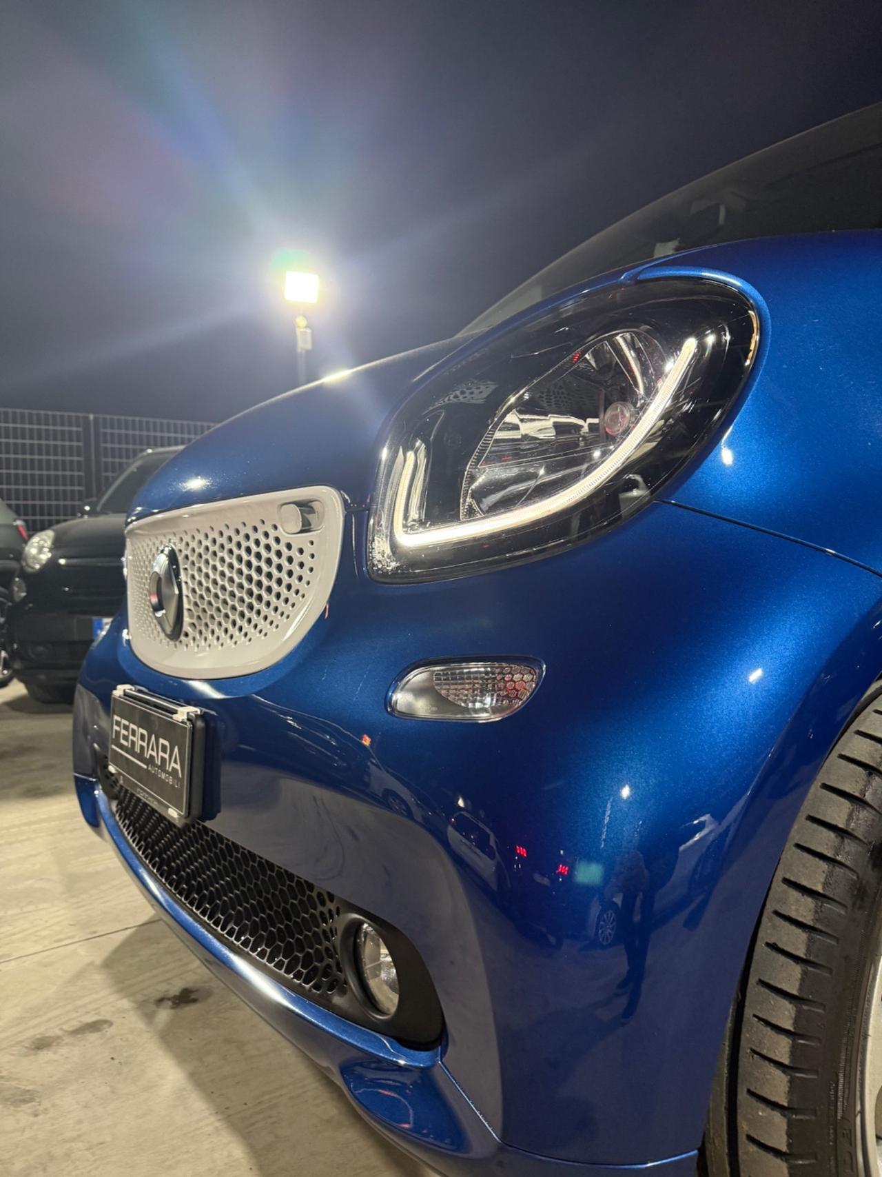 SMART FORTWO 70 1.0 twinamic Passion navi - led