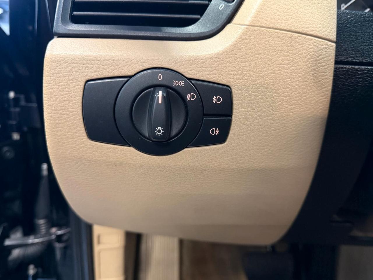 BMW X1 18D S-DRIVE 2.0 143CV NAVI OK NEOPATENTATI ANNO 2011