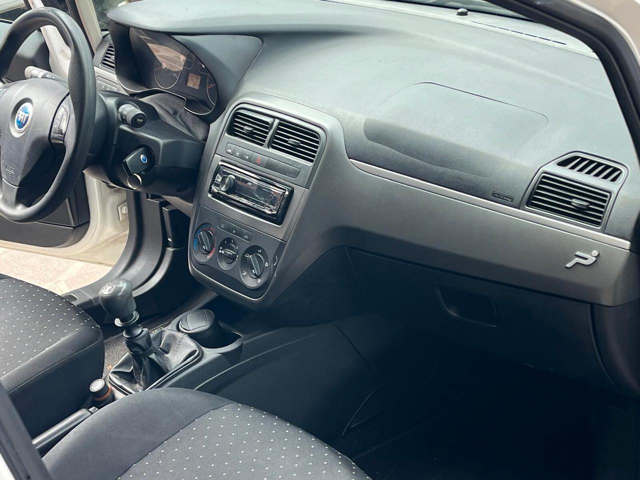 Fiat Grande Punto 1.4 5 porte Dynamic GPL