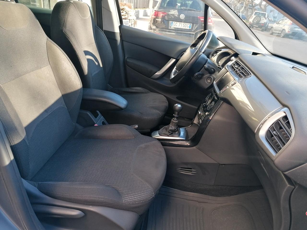 Citroen C3 1.6 e-HDi 110 Exclusive-Navy-Tetto