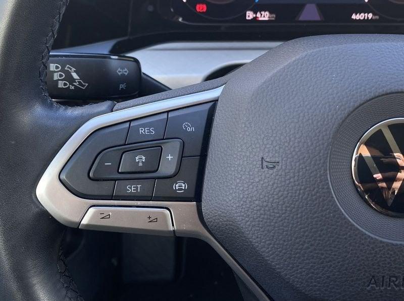 Volkswagen Golf 8 Life 2.0 TDI 116 CV