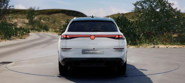 VOLKSWAGEN T-Roc 1.5 eTSI ACT 150 CV DSG R-Line