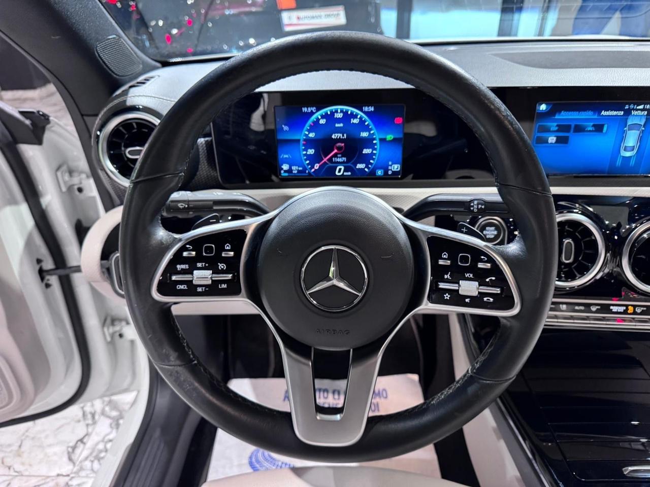 Mercedes-benz CLA 180 d Automatic Executive