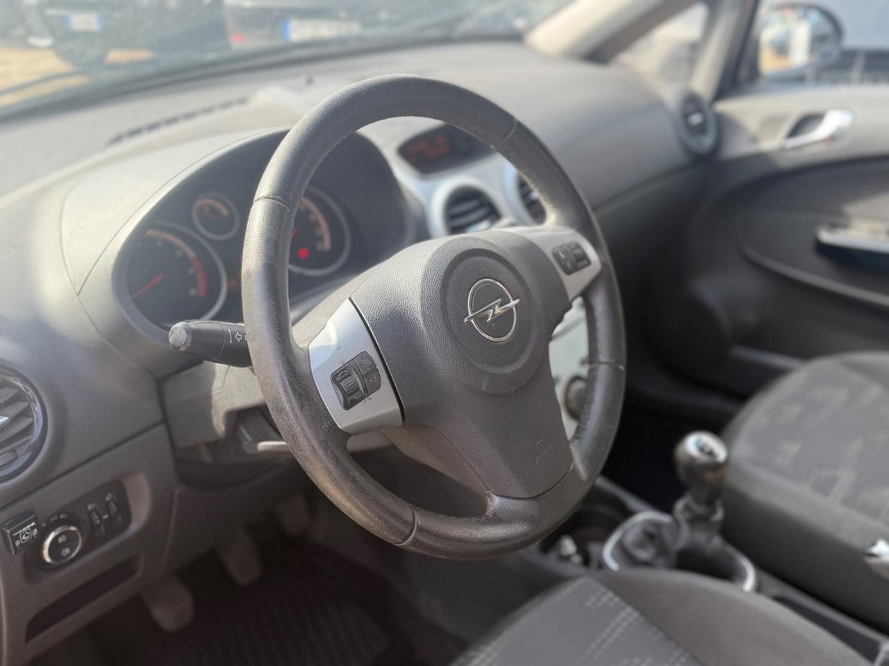 Opel Corsa 1.2 85CV 5 porte GPL-TECH Club