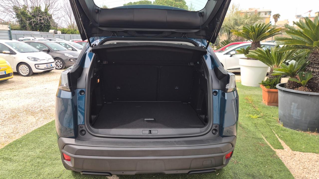 Peugeot 3008 BlueHDi 130 S&S EAT8 Active Pack