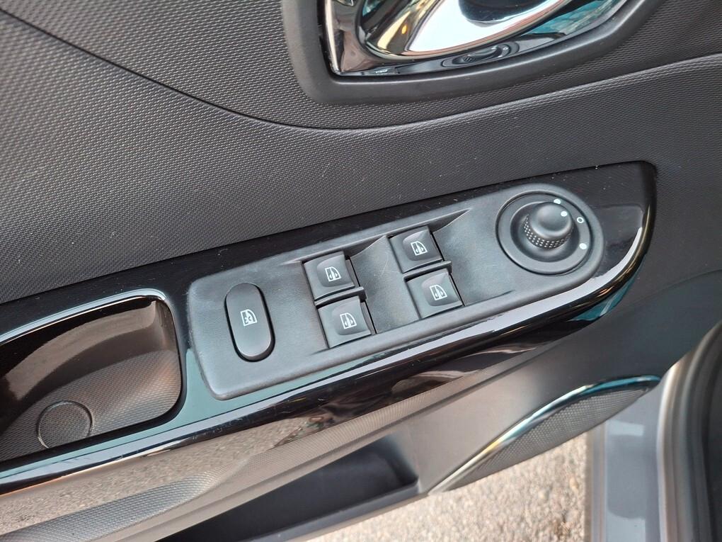 Renault Captur 1.5 DCI 90cv Automatico