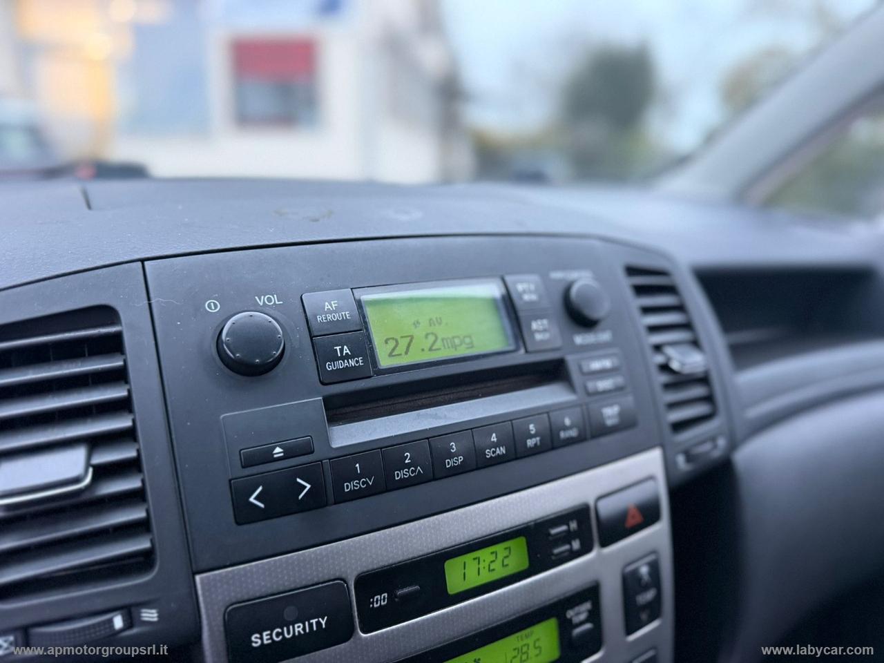 TOYOTA Corolla Verso 2.0 16V D-4D Sol