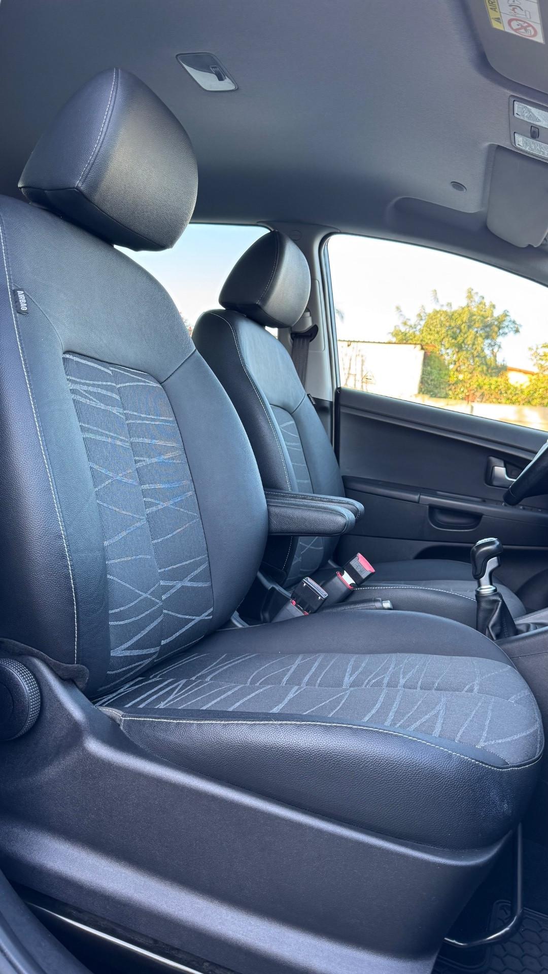 Kia Venga 1.4 CRDi 90CV Cool