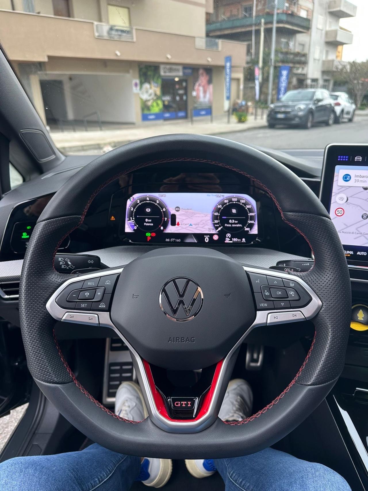 Volkswagen Golf GTI 2.0 TSI DSG