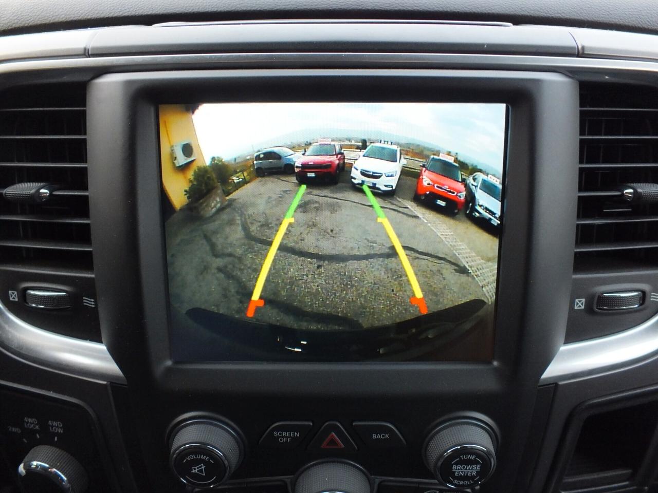 DODGE RAM 1500 V8 401 CV B/GPL 4X4 AUTOCARRO 6 POSTI