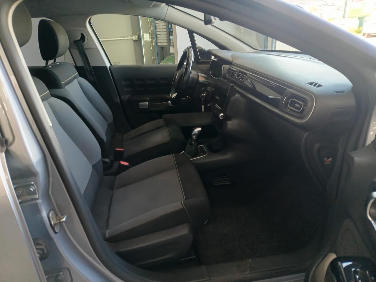 Citroen C3 PureTech 82 Shine