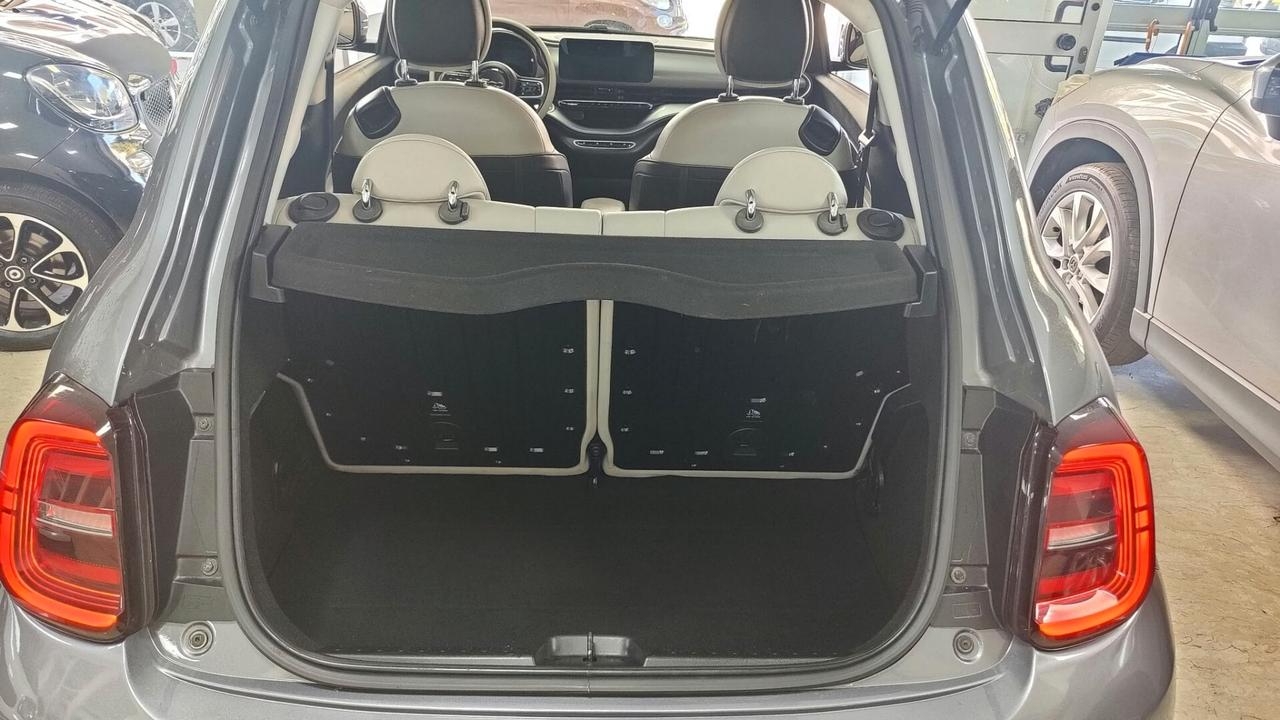 Fiat 500e Berlina 42 kWh
