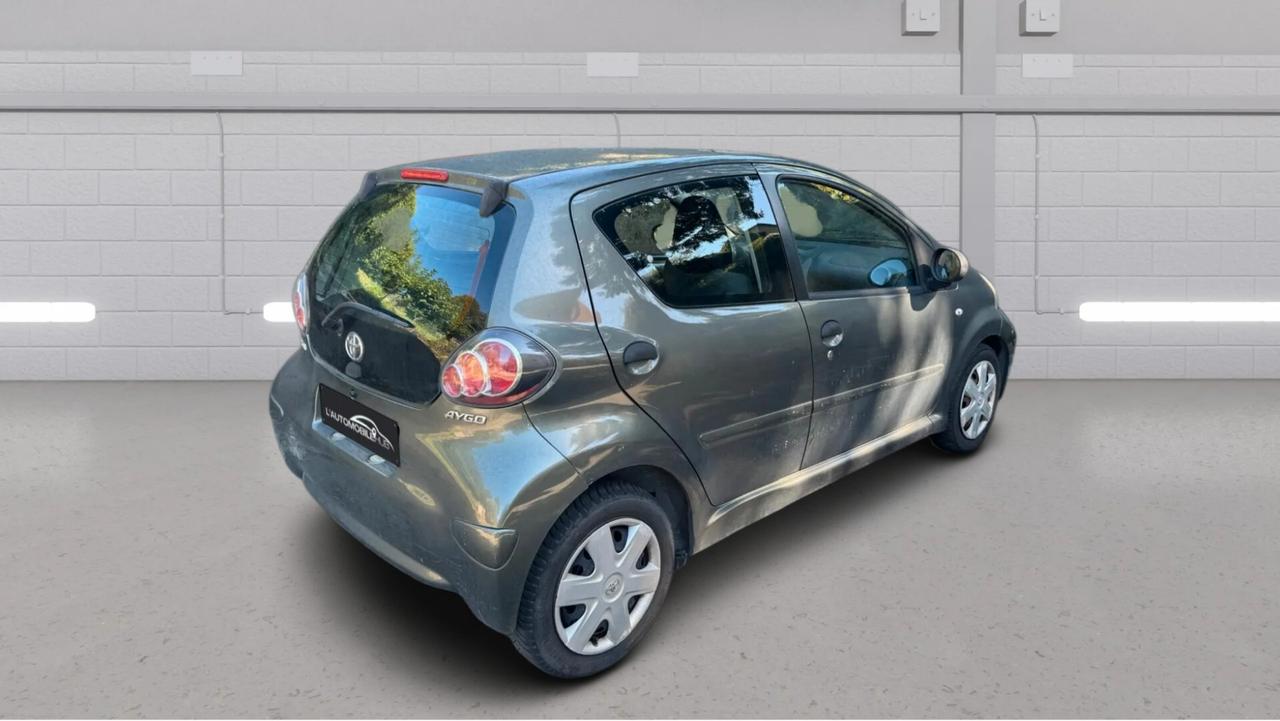 Toyota Aygo 1.0 12V VVT-i 5 porte Sol **GARANZIA 12 MESI**