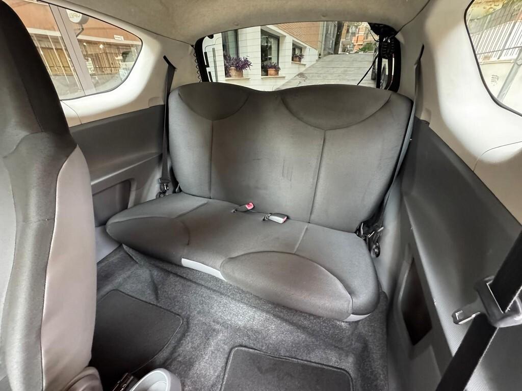 TOYOTA Aygo 1.0 12V VVT-i 3 porte Active GPL