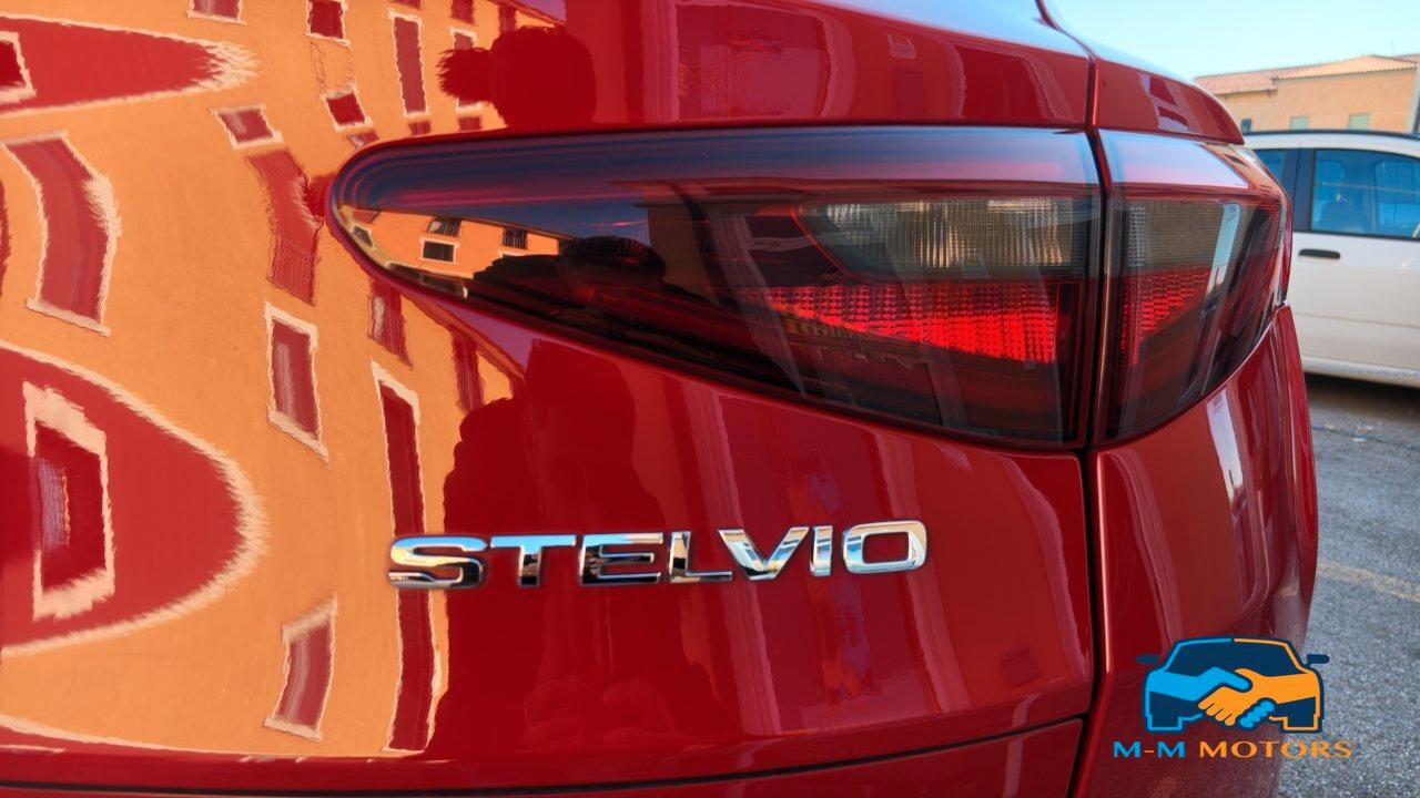 Alfa Romeo Stelvio 2.9 bi-t V6 Quadrifoglio Q4 510cv auto