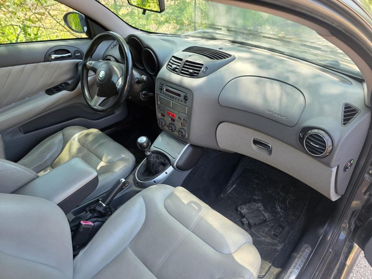 Alfa Romeo GT 1.9 MJT 16V Luxury