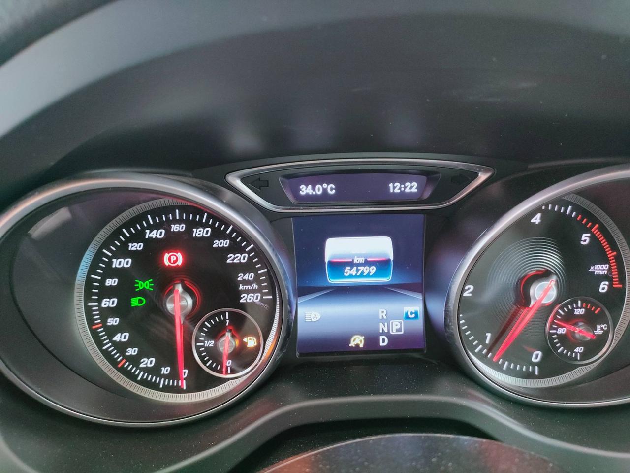 Mercedes-Benz GLA-X156 2017 - GLA 200 d Sport auto