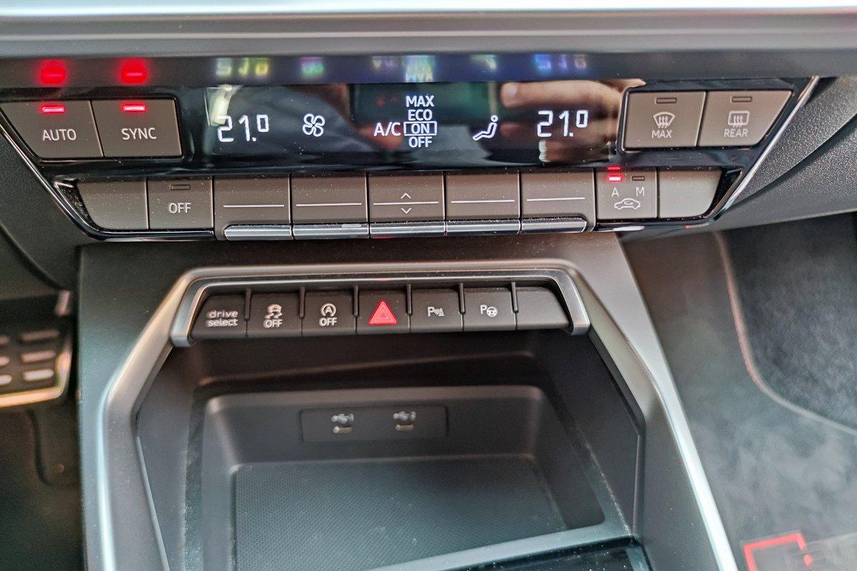 AUDI RS 3 SPB TFSI quattro S tronic