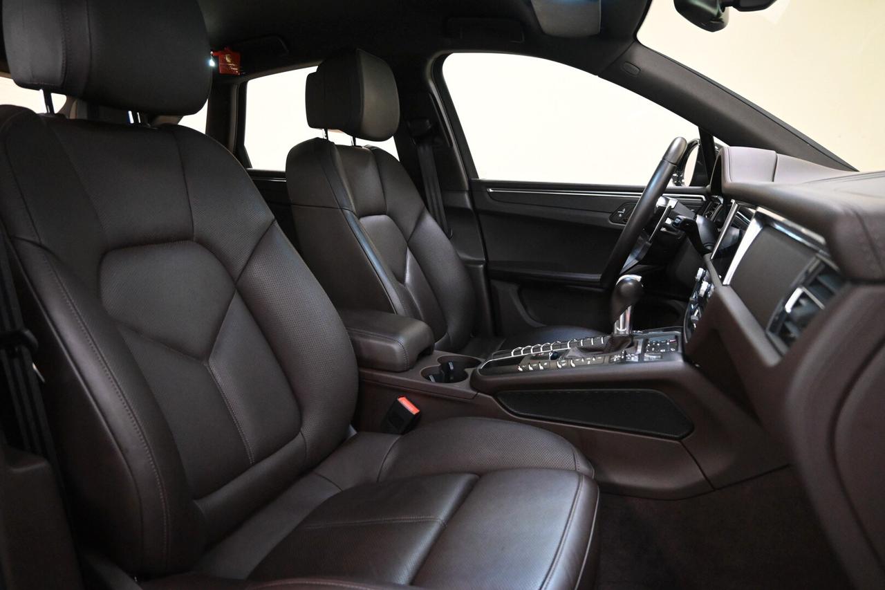 PORSCHE Macan 1ªs. '13-'25 Macan 2.0