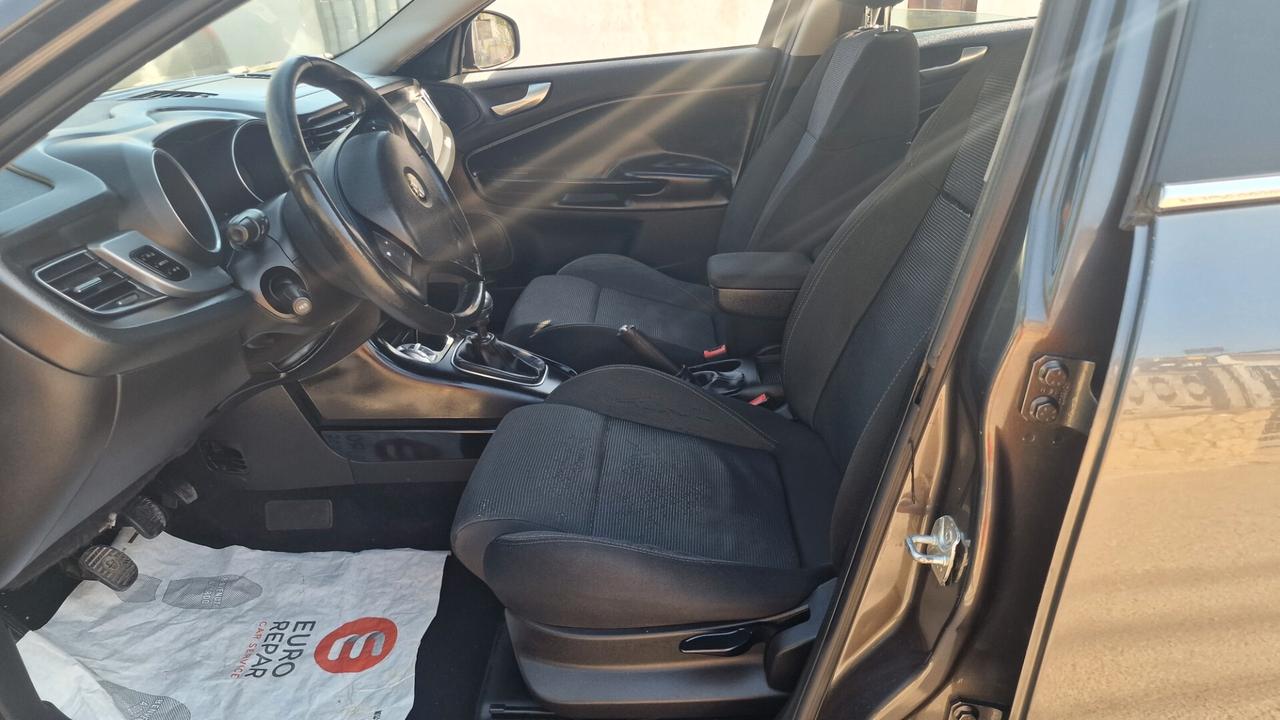 Alfa Romeo Giulietta 1.6 JTDm-2 105 CV Exclusive