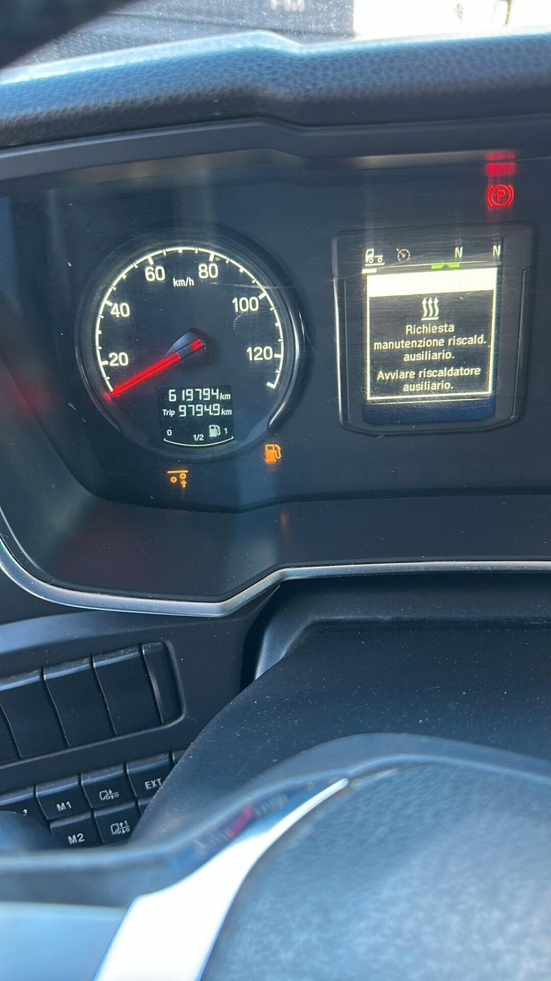 Scania motrice R 520 telaio 8x2 Intarder MOTORE 8V