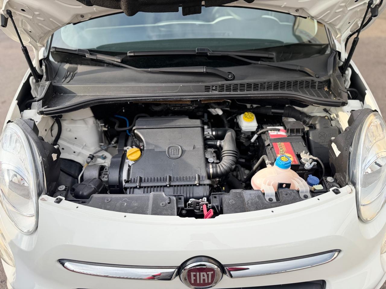 Fiat 500L 1.4 95 CV Lounge CON SOLI 64 MILA KM