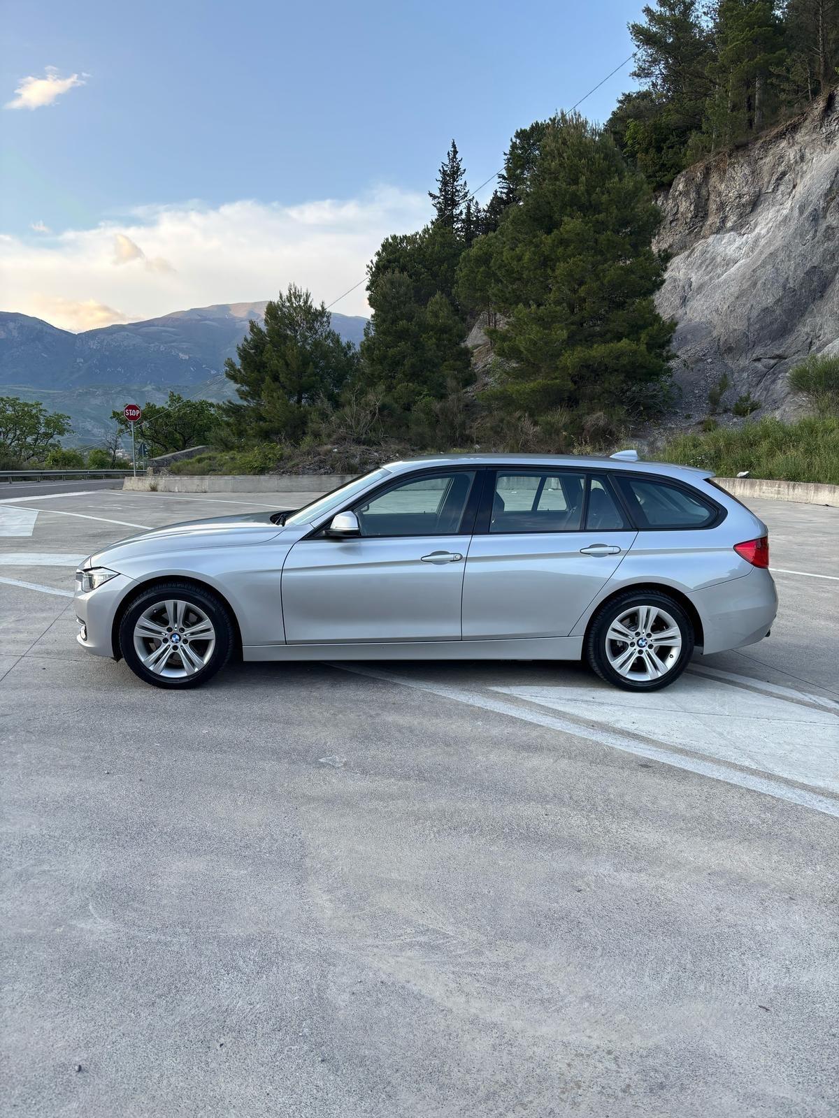 BMW 320D TOURING SPORT XDRIVE 2013