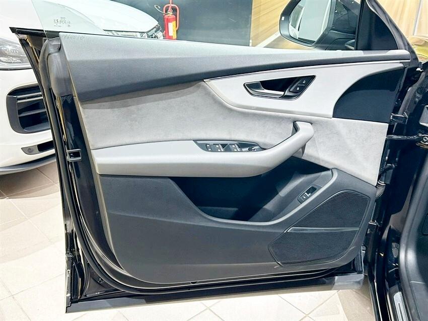 Audi Q8 50 TDI 286 CV quattro tiptronic