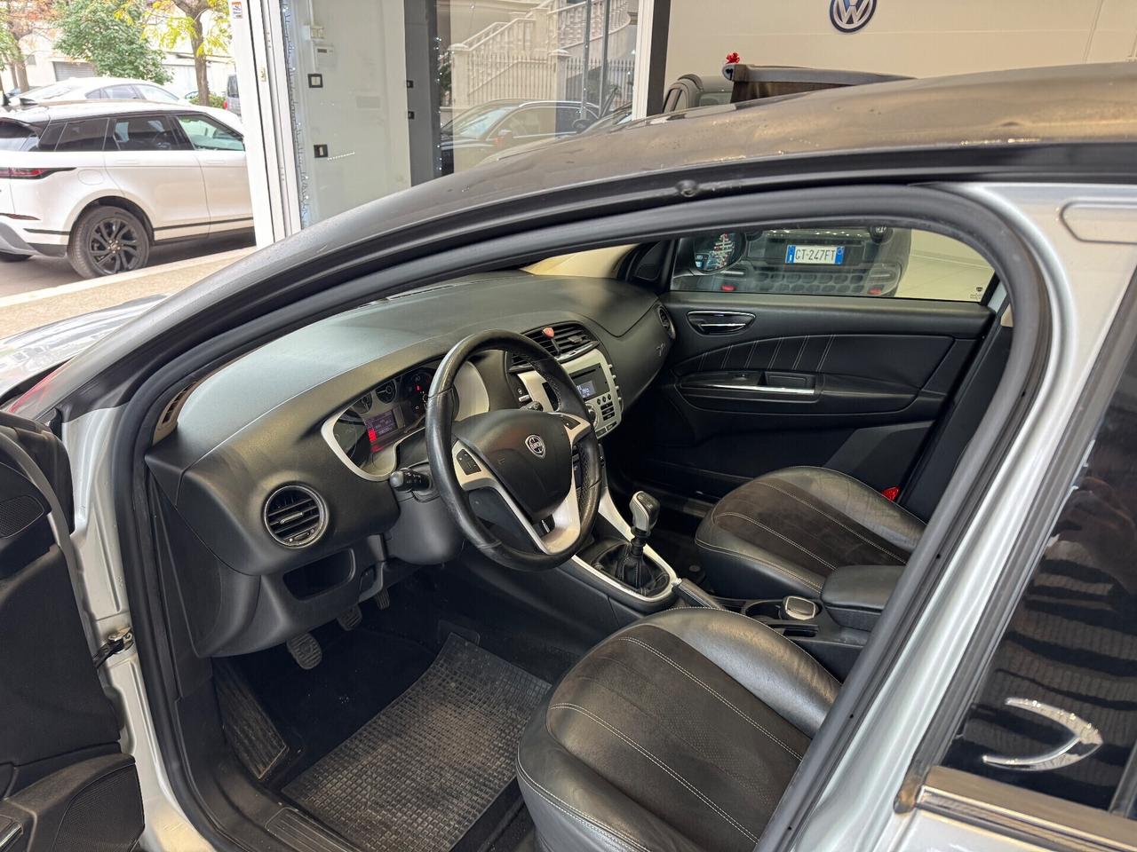 Lancia Delta 1.6 MJT Platino “TETTO APRI”