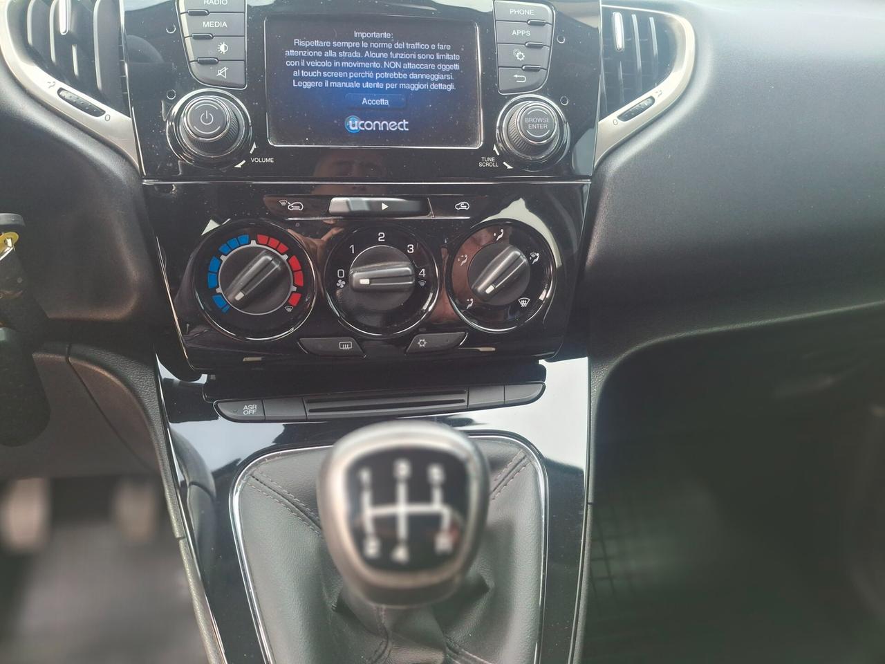 Lancia Ypsilon 1.2 GPL
