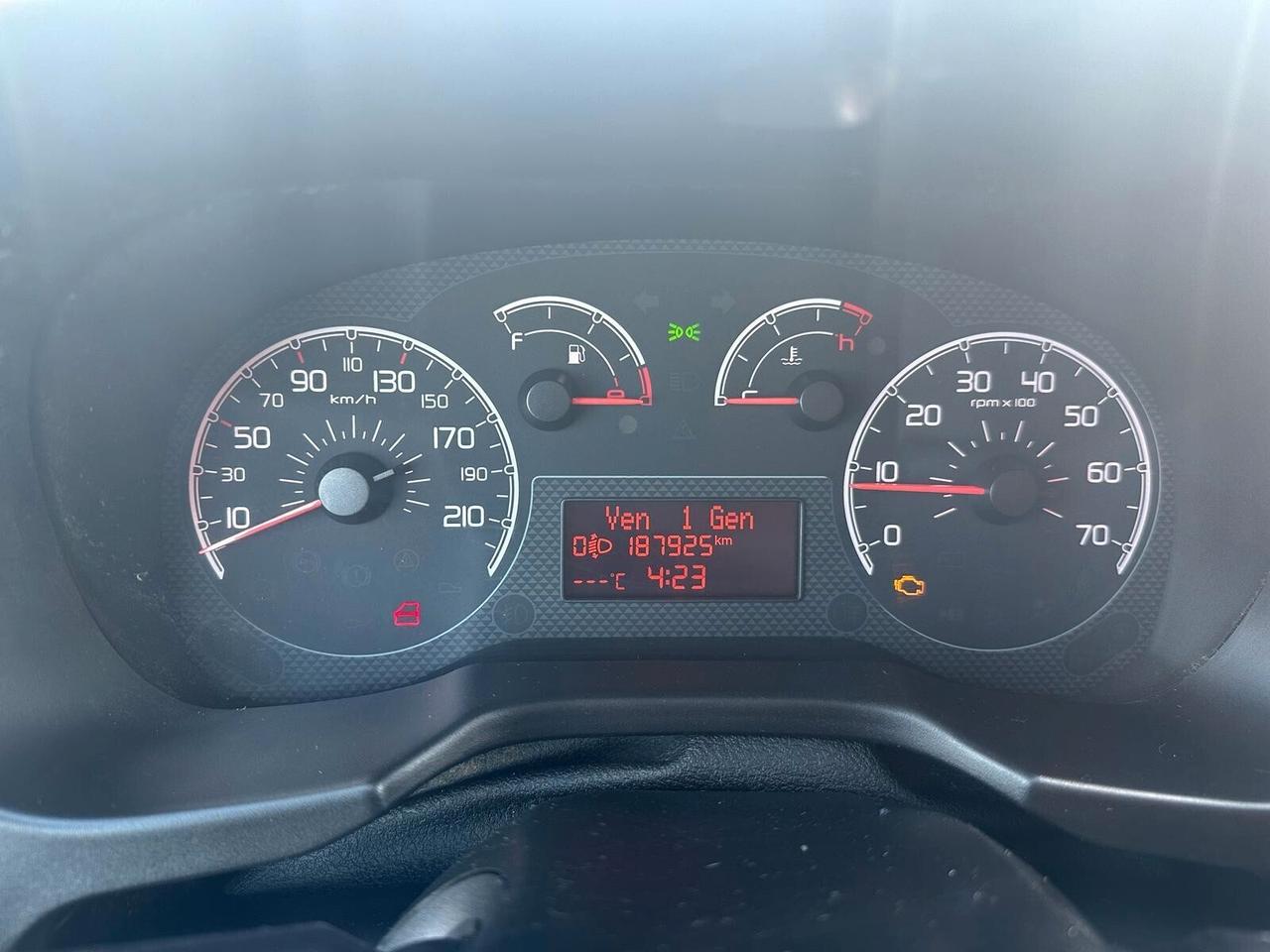 Fiat Qubo 1.3 MJT 95 CV Trekking