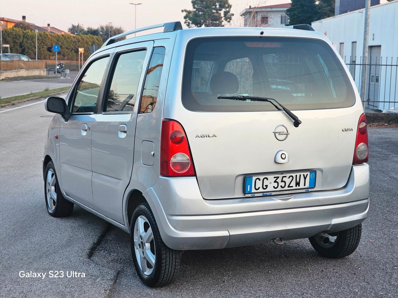 Opel Agila 1.3 DIESEL OK PER NEOPATENTATI