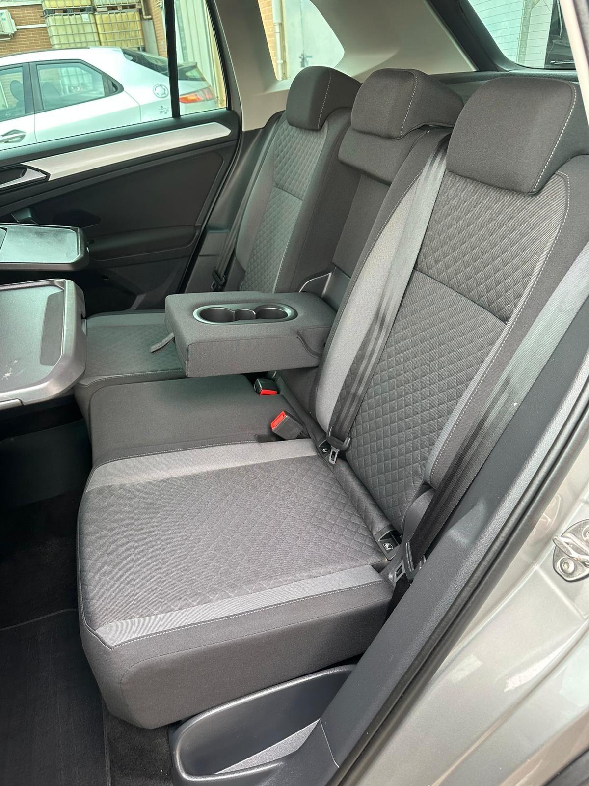 Volkswagen Tiguan 2.0 TDI SCR DSG R-LINE