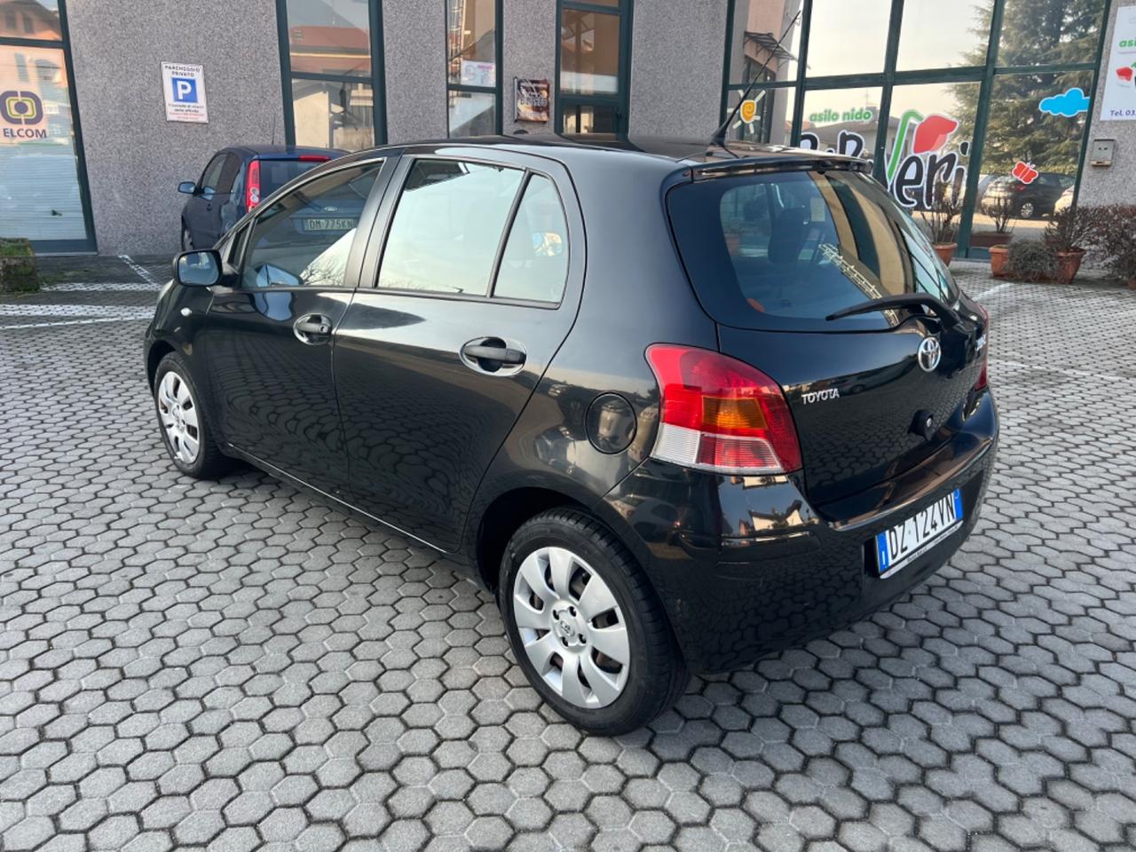 Toyota Yaris 1.4 D-4D DPF 5 porte Now