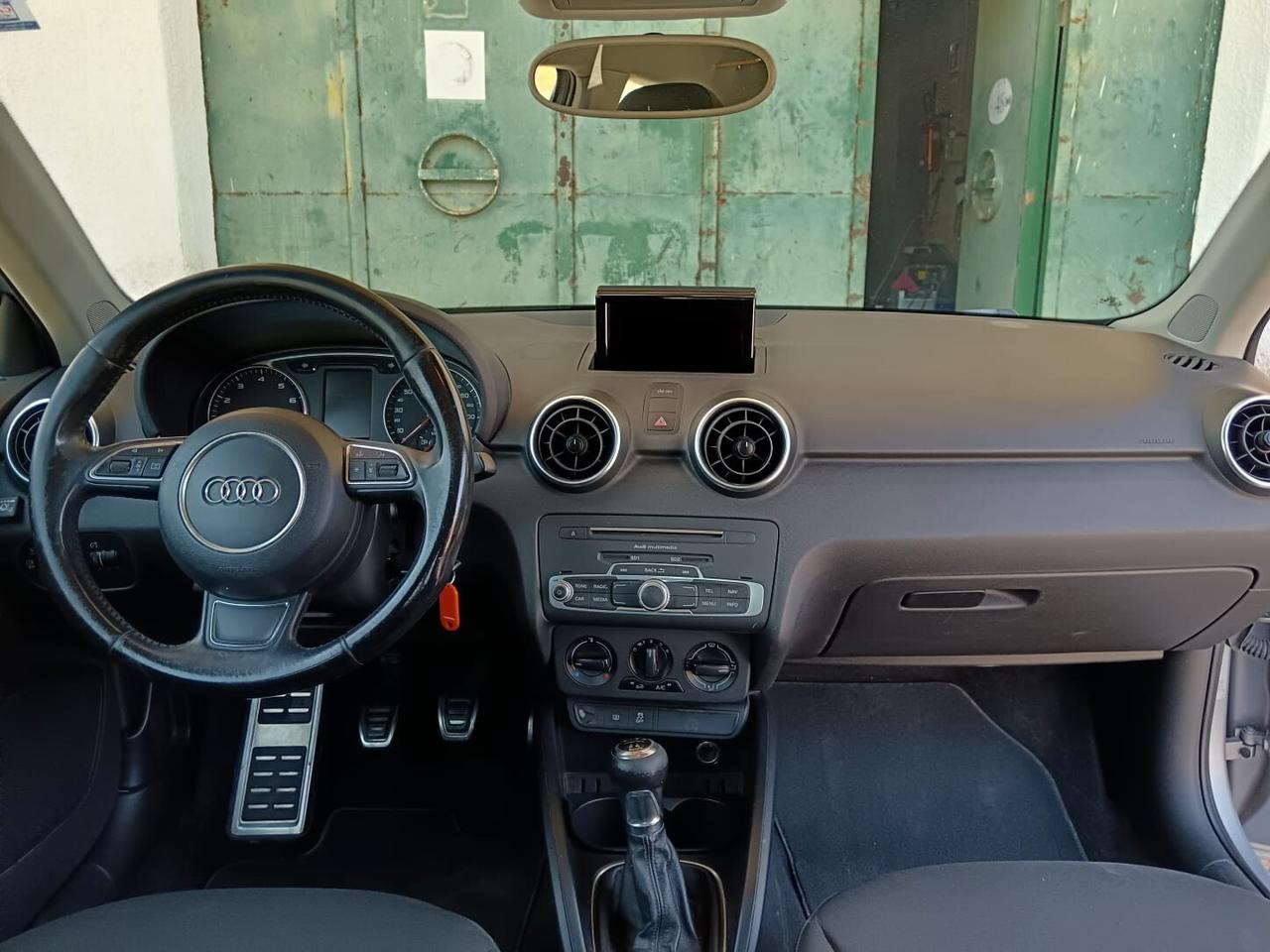 Audi A1 1.0 TFSI ultra Design S-LINE
