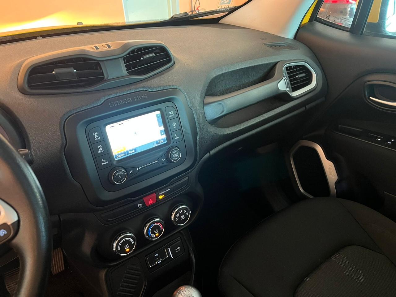 Jeep Renegade 1.6 Mjt fwd105 CV Business